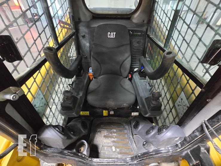 2023-caterpillar-259d3-image-14