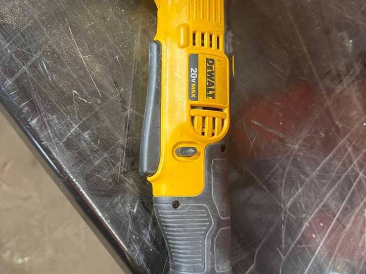 new-slightly-used-20v-cordless-right-angle-drill-model-dcd740-image-1