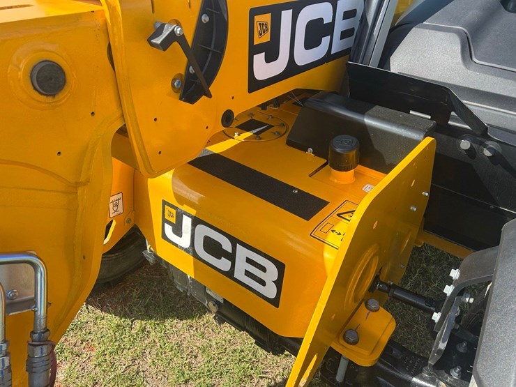 2024-jcb-505-20-image-21