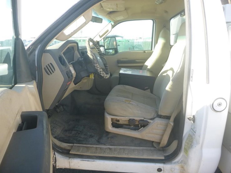 2008-ford-f350-image-21