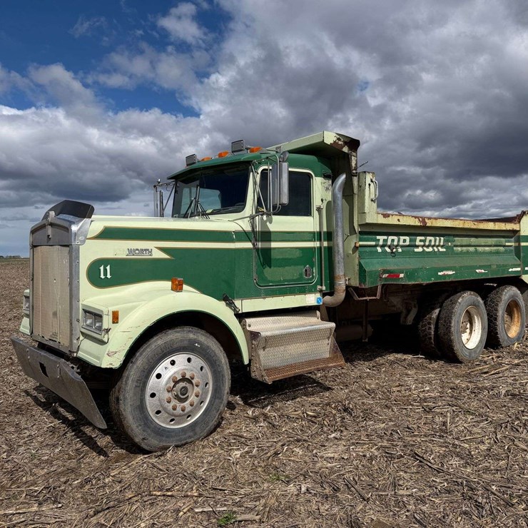 1984 KENWORTH W900