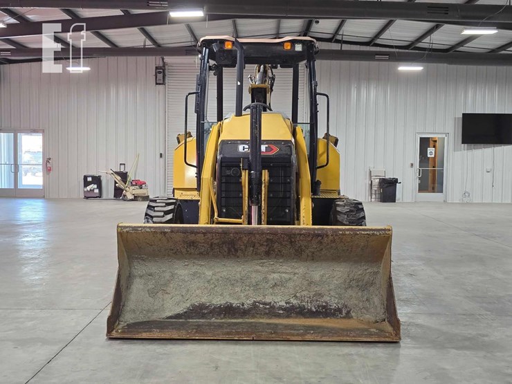 2022-caterpillar-416-image-7