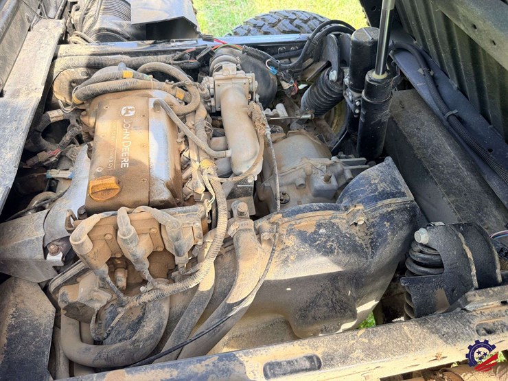 2023-john-deere-gator-xuv-835r-image-42