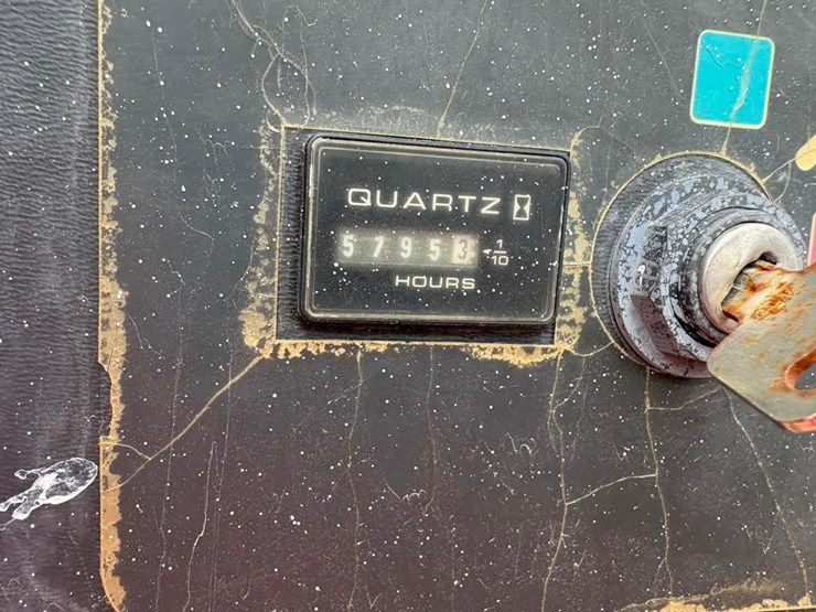 2014-jlg-400s-image-8