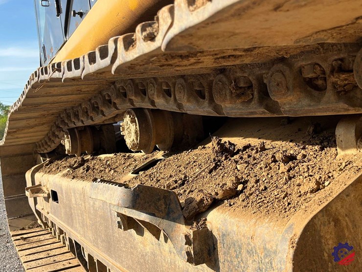 2010-caterpillar-345dl-image-9