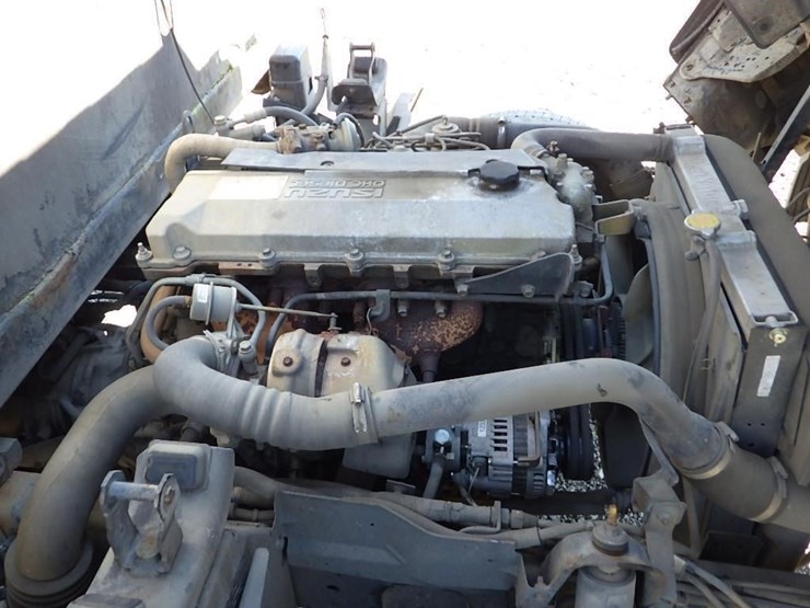 2000-isuzu-nqr-image-13