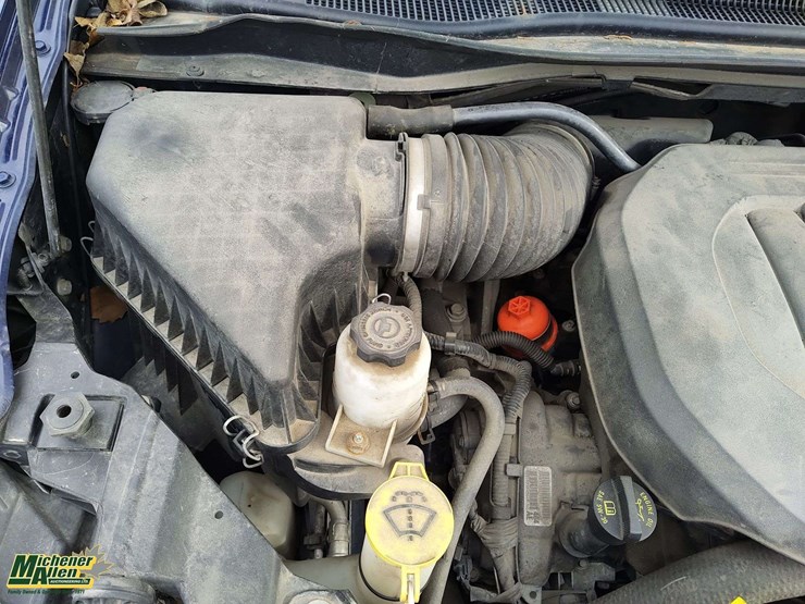 2012-dodge-grand-caravan-se-image-32