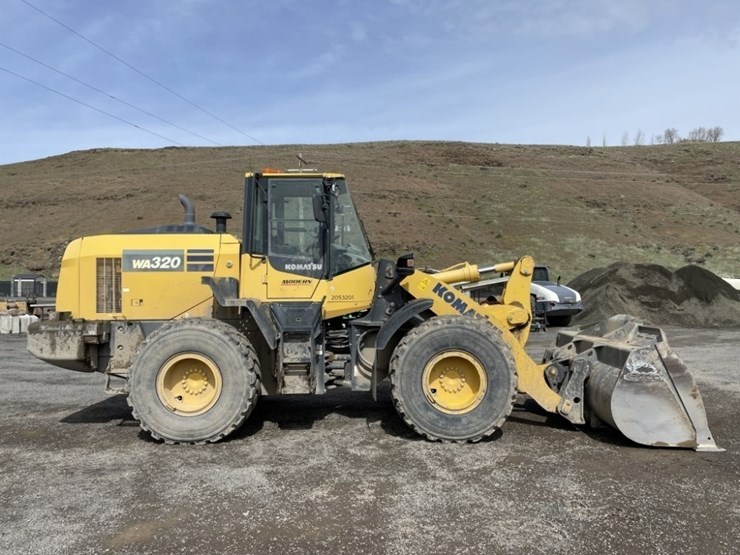 2019-komatsu-wa320-8-image-6