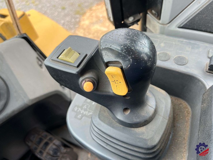 2019-caterpillar-950m-image-96