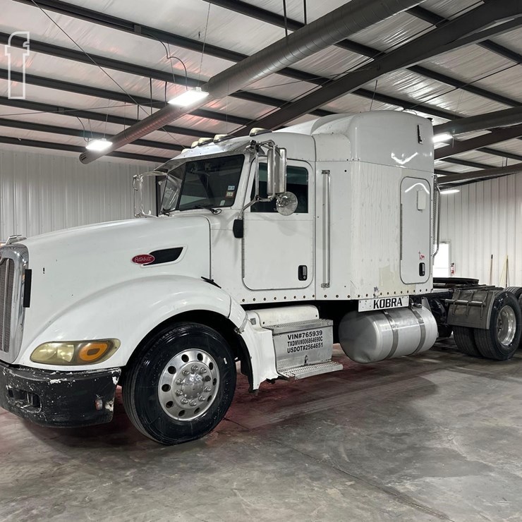 2008 PETERBILT 386
