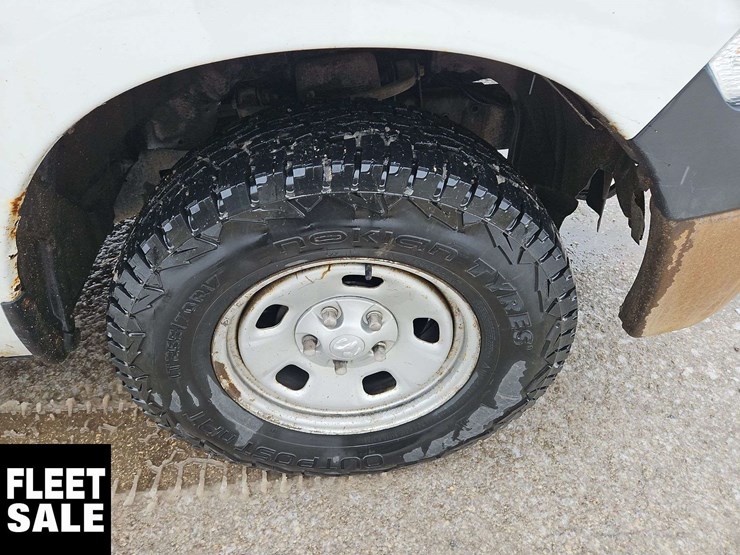 2019-ram-1500-classic-image-13