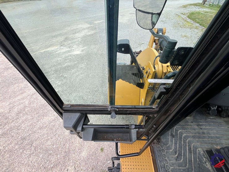 2019-caterpillar-950m-image-112