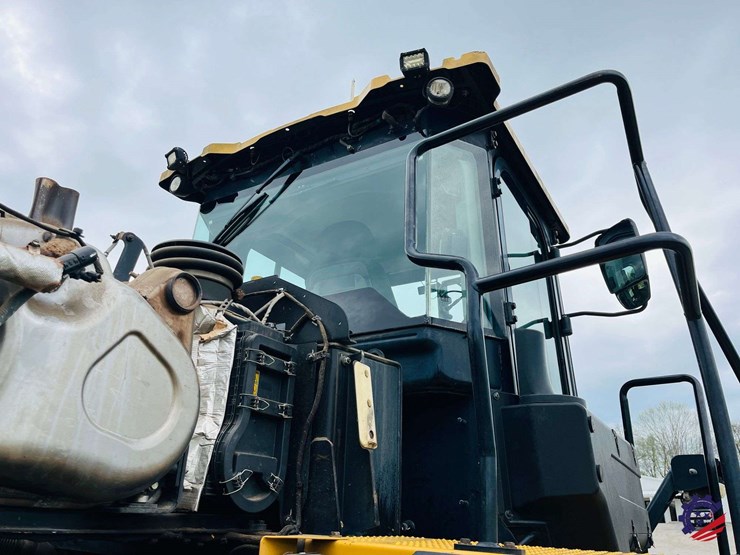 2019-caterpillar-950m-image-90