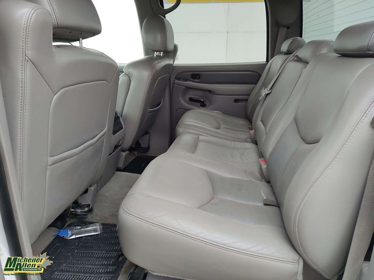 2005-gmc-sierra-1500-image-14