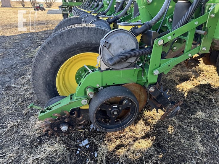 john-deere-1770-image-44
