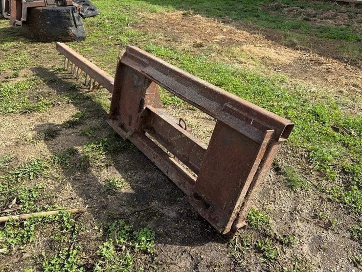 universal-attach-sand-leveler-image-3