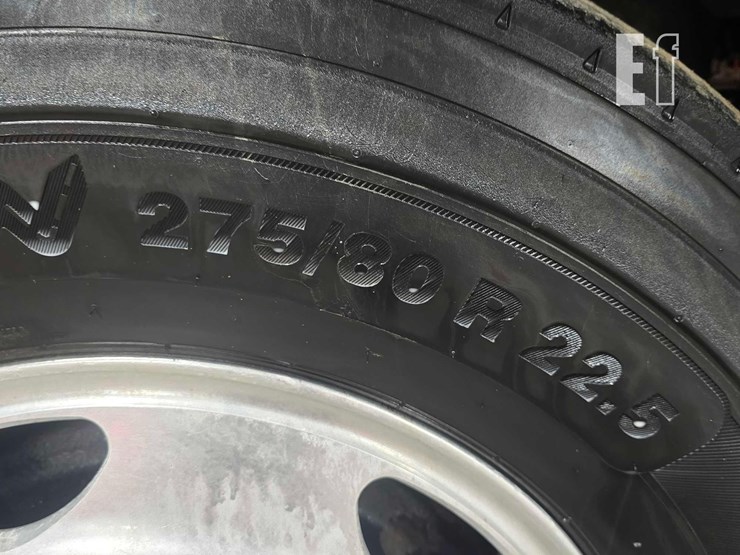 2017-mack-pinnacle-cxu613-image-28