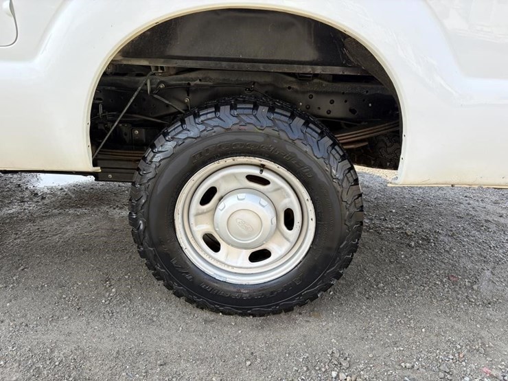 2011-ford-f250-image-5