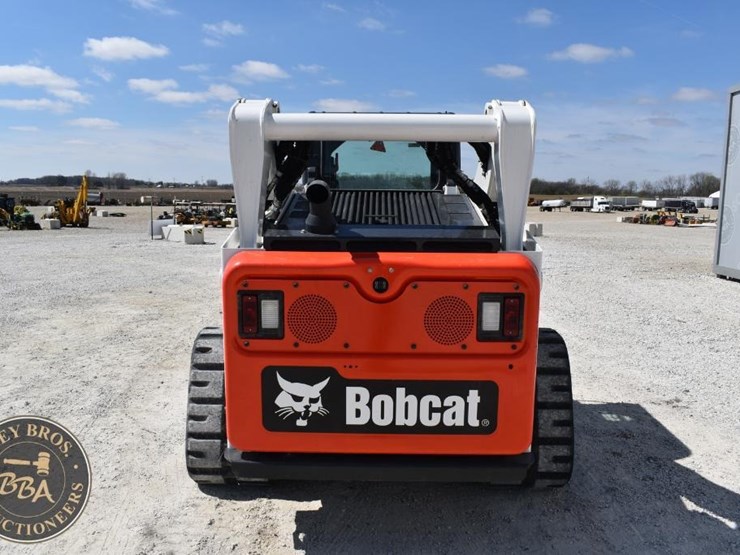 2023-bobcat-t770-image-5