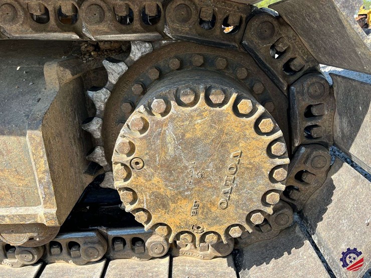 2017-volvo-ec300el-image-13