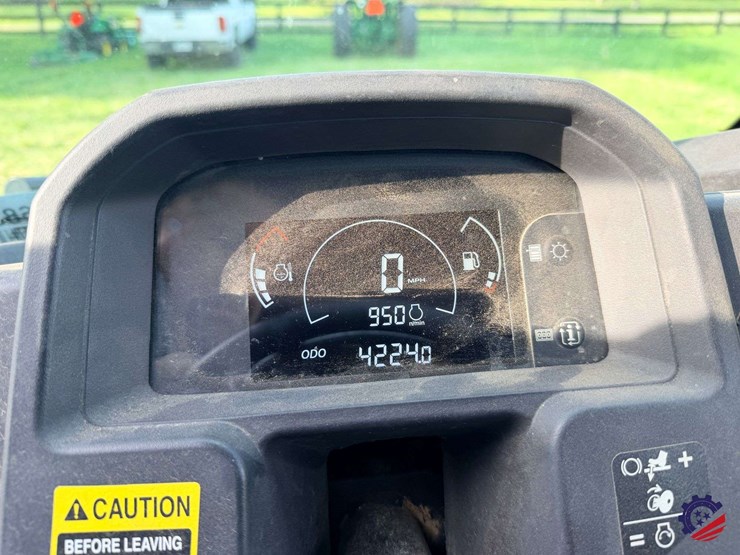 2019-john-deere-gator-xuv-835m-image-35