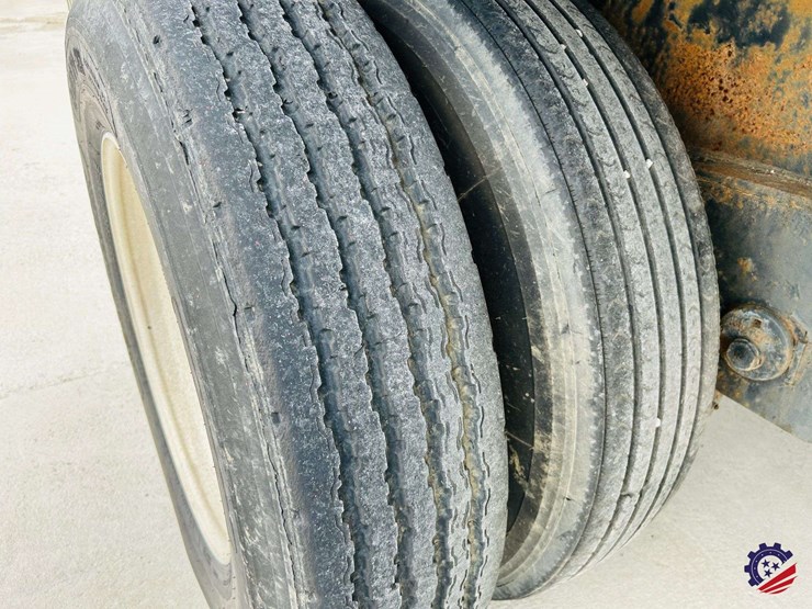 2000-transcraft-flatbed-trailer-t/a-flatbed-truck-image-45