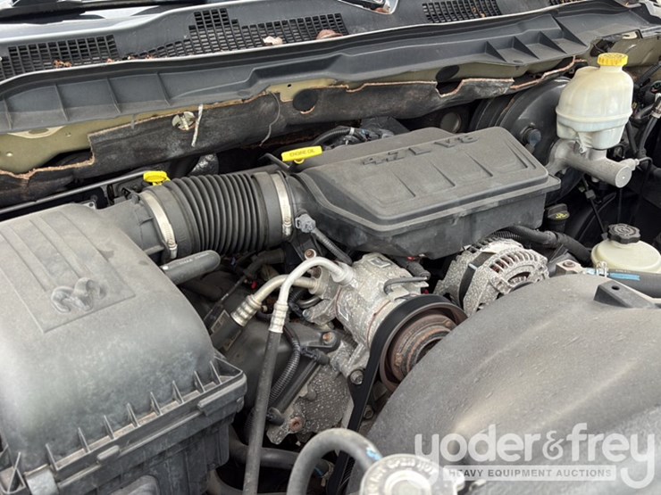 2011-dodge-ram-1500-image-41