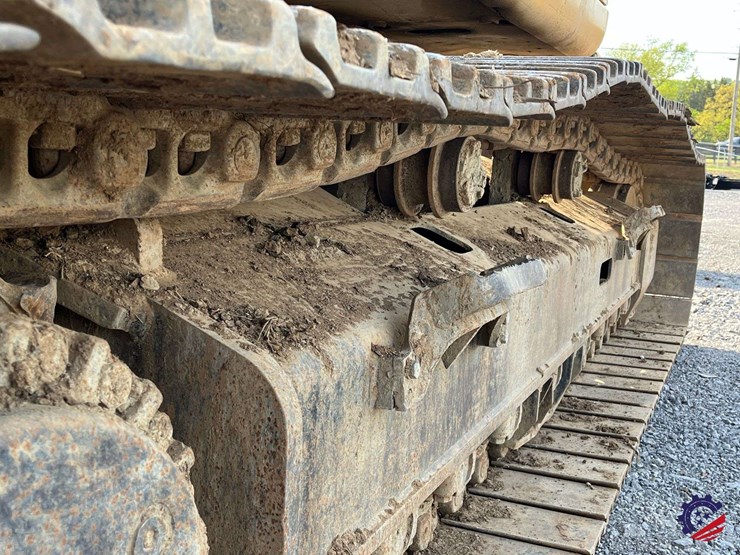 2010-caterpillar-345dl-image-15