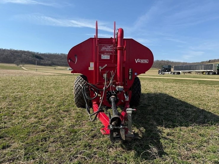 2023-valmetal-auto-trac-5600-gallon-manure-tanker-image-26