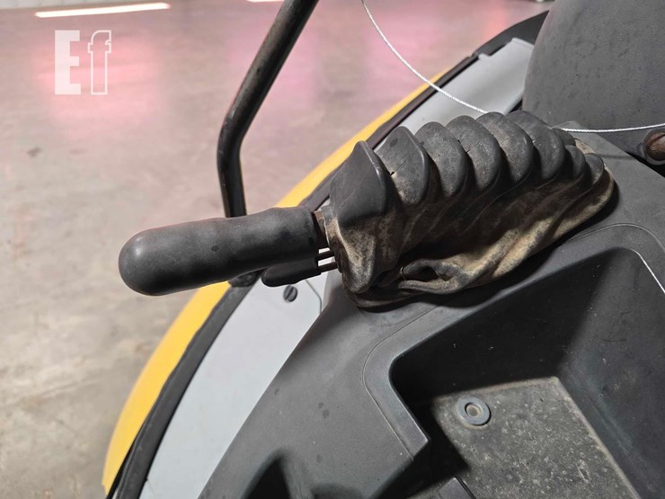 2008-caterpillar-416e-image-24