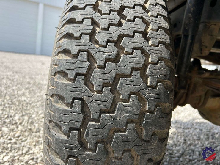 1994-jeep-wrangler-image-18