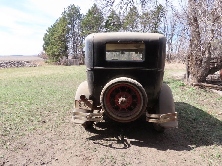 1930-ford-2dr-sedan-image-7