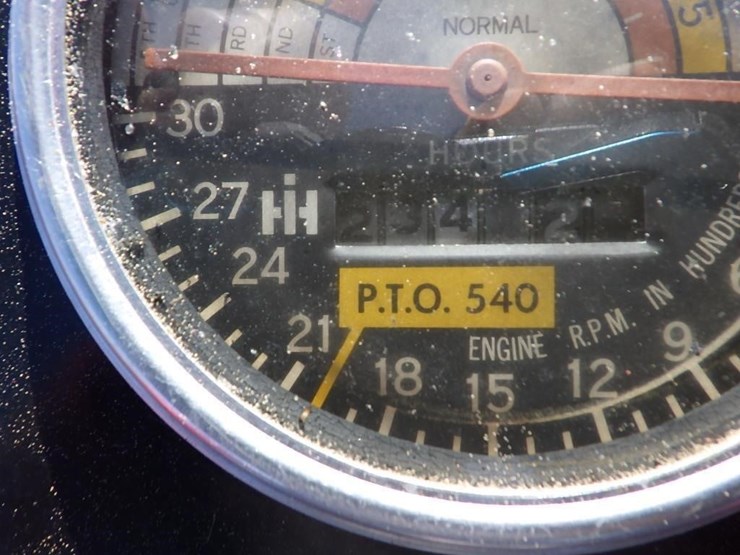 international-tractor-image-28