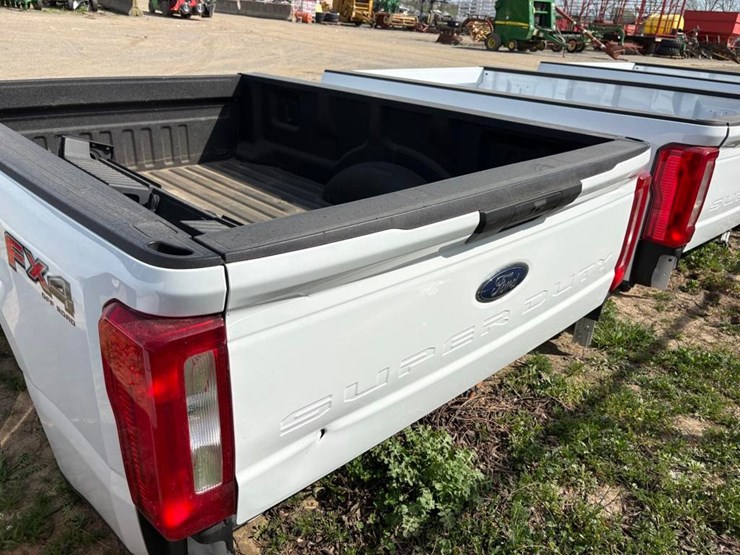 2024-ford-8-ft-image-3