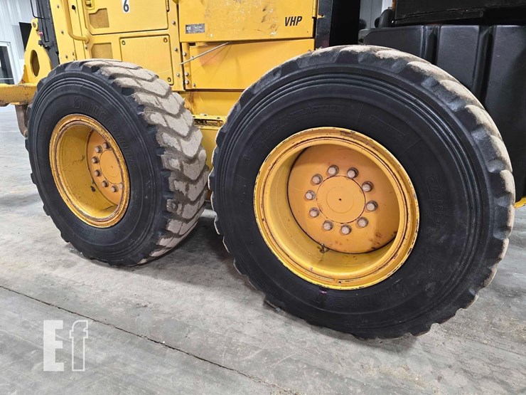 2012-caterpillar-140m2-image-30