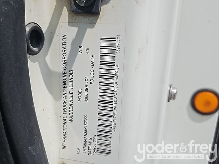 2005-international-durastar-4300-image-39