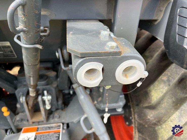 2022-kubota-lx2610hsd-image-43