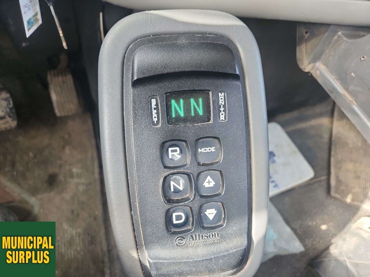 2018-international-workstar-7400-image-10