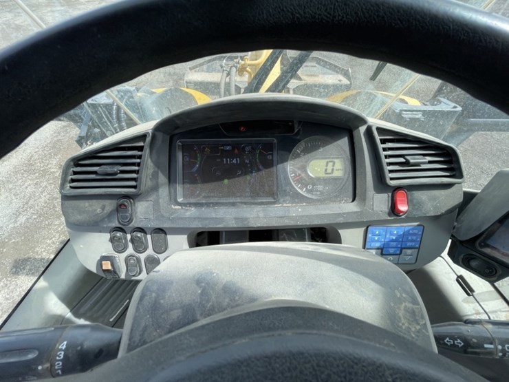 2019-komatsu-wa320-8-image-30