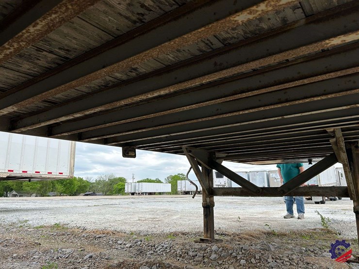 fruehauf-28ft-image-19