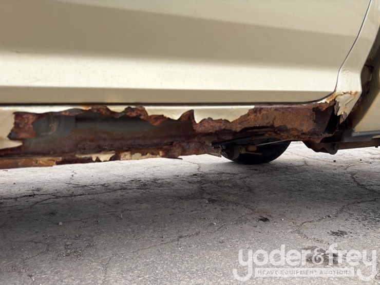 2011-dodge-ram-1500-image-10