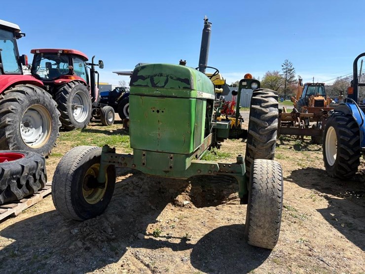 john-deere-2840-image-3