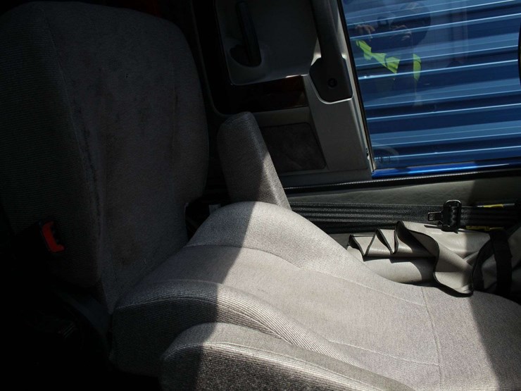 2018-freightliner-glider-3alxfbcg5jdju6490-mileage:-878554-image-35