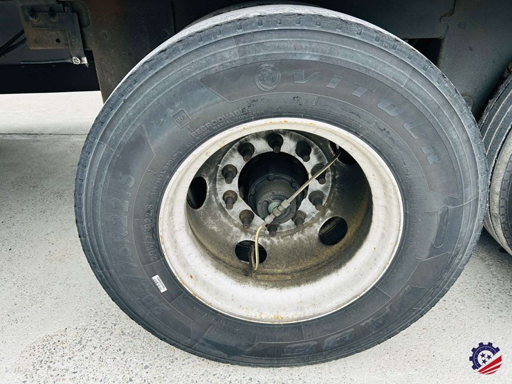 vanguard-53-ft-image-14