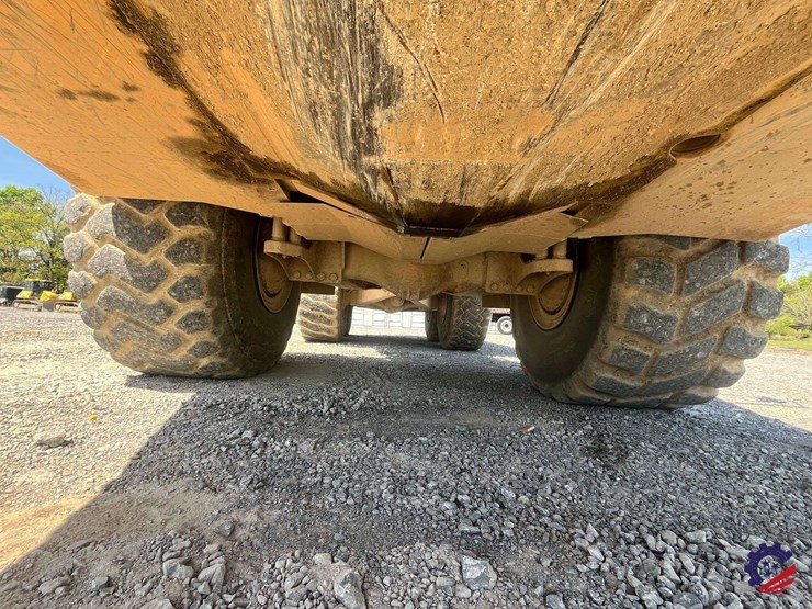 2012-volvo-a40f-image-18