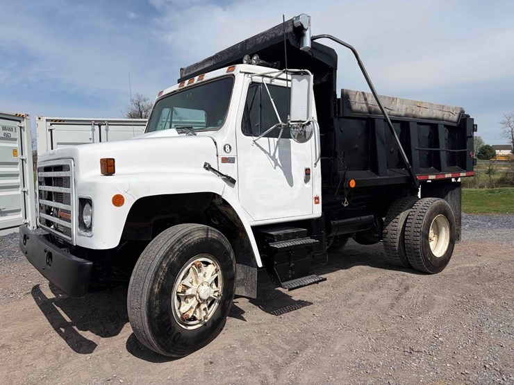 1988-international-10-image-1