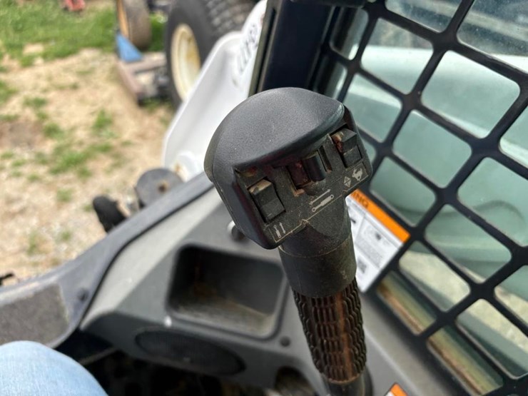 bobcat-t595-image-21