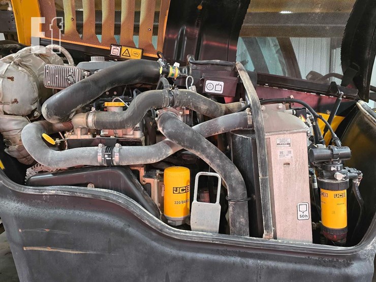 2018-jcb-510-56-image-22