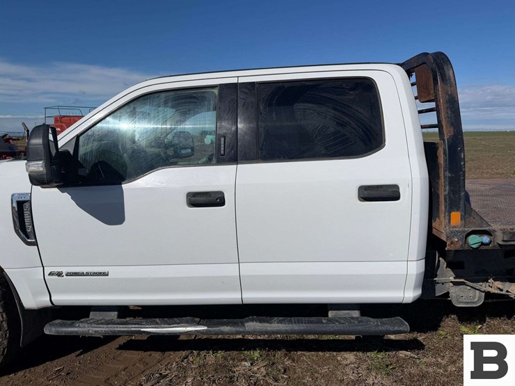 2018-ford-f250-image-15