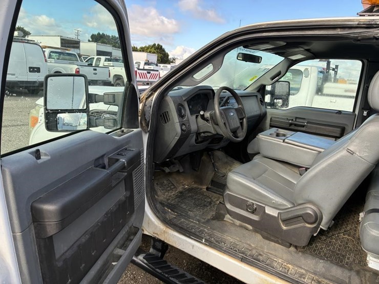 2011-ford-f250-image-12